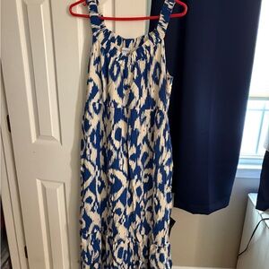 Evereve Blue and Cream Abstract Dress - Medium